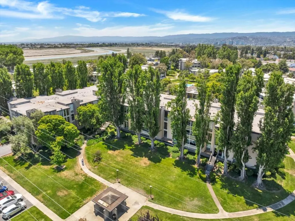 1170 Foster City Boulevard #107 Foster City, CA 94404
