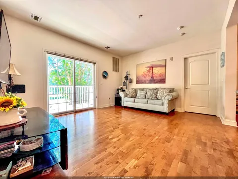 2113 WINDSOR PARK CT