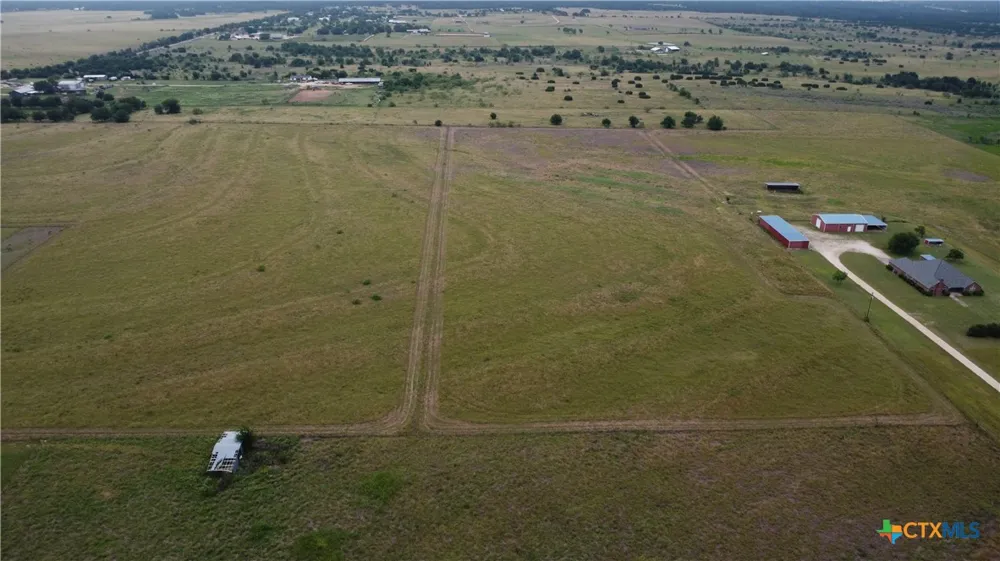 2450 W Amity Road Salado, TX 76571