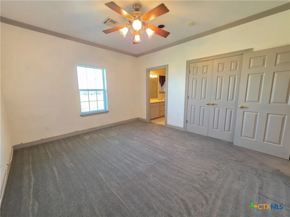 2450 W Amity Road Salado, TX 76571