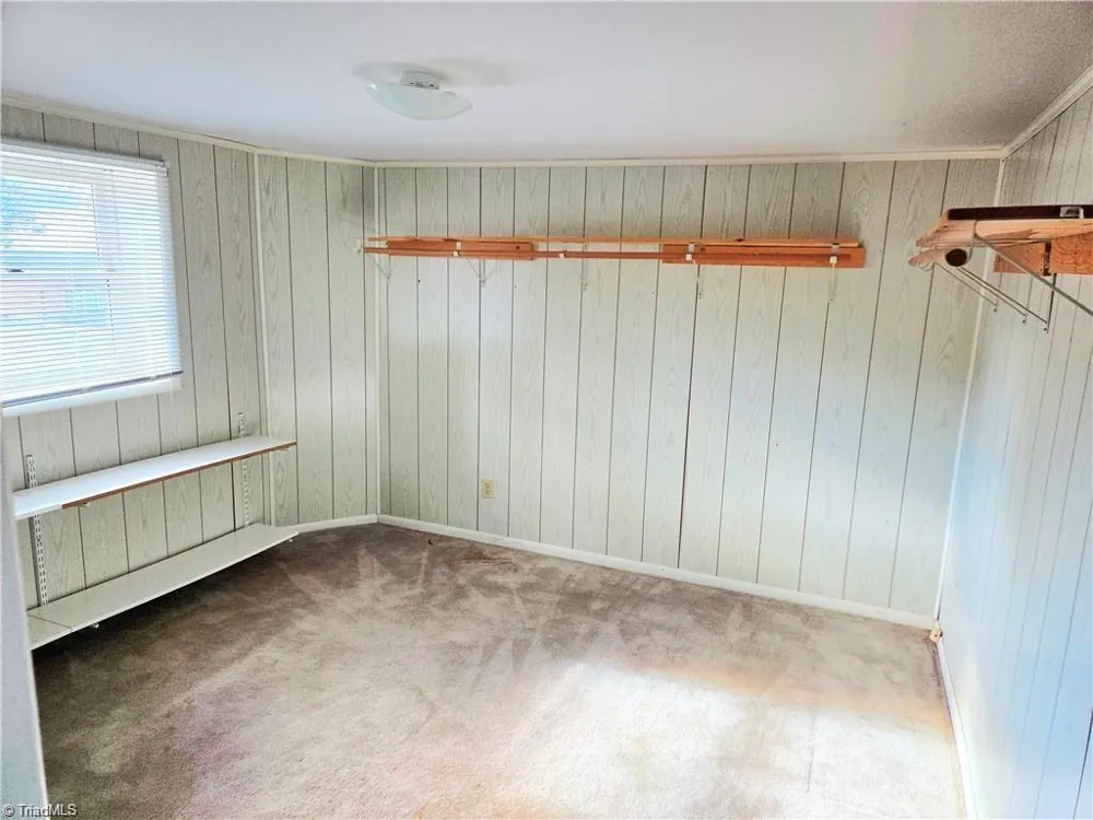 1524 Holly Circle Wilkesboro, NC 28697