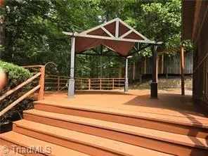 1524 Holly Circle Wilkesboro, NC 28697