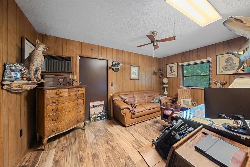 2462 CLEMATIS STREET Sarasota, FL 34239