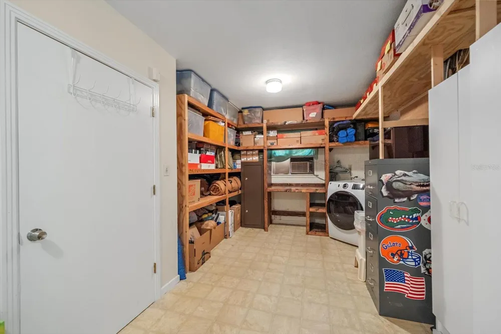 2462 CLEMATIS STREET Sarasota, FL 34239