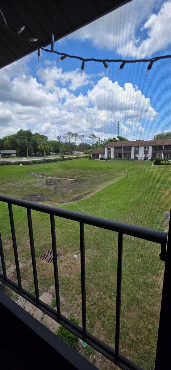 39132 COUNTY ROAD 54 #2048 Zephyrhills, FL 33542