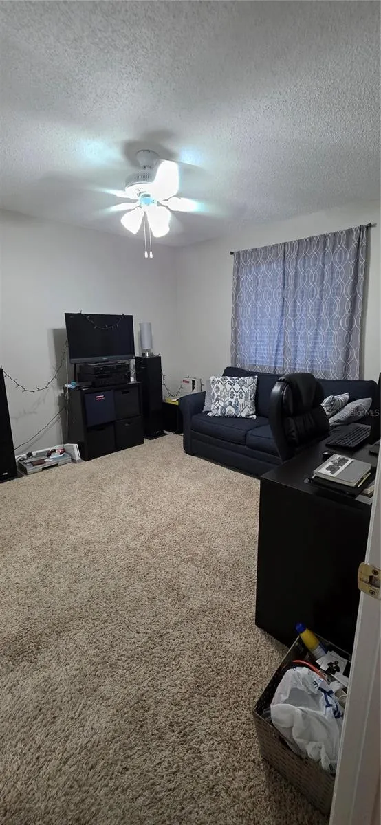 39132 COUNTY ROAD 54 #2048 Zephyrhills, FL 33542