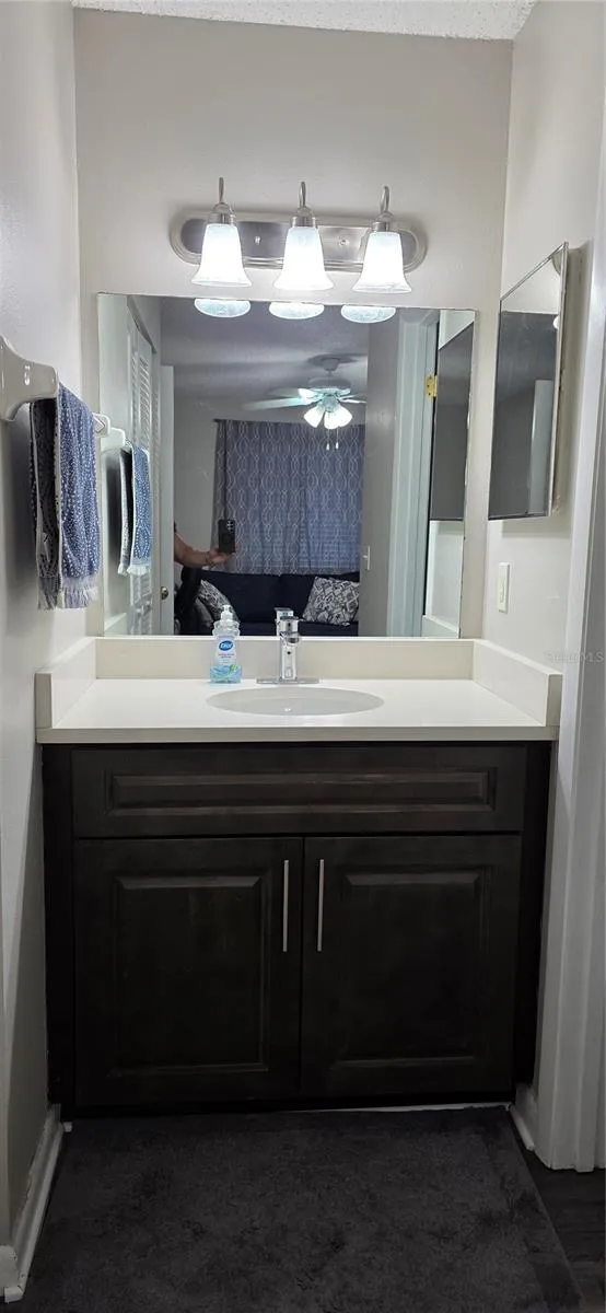 39132 COUNTY ROAD 54 #2048 Zephyrhills, FL 33542