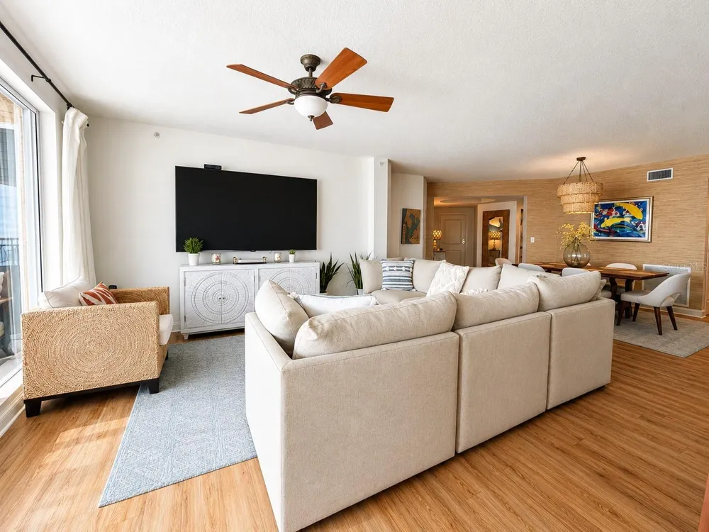 10 PAPAYA STREET #901 Clearwater Beach, FL 33767