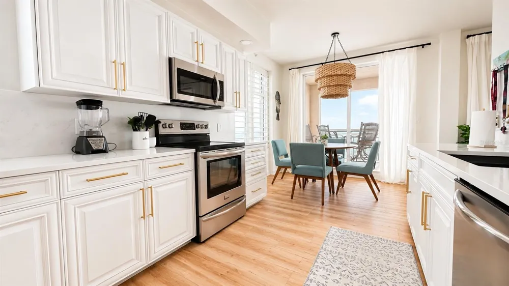 10 PAPAYA STREET #901 Clearwater Beach, FL 33767