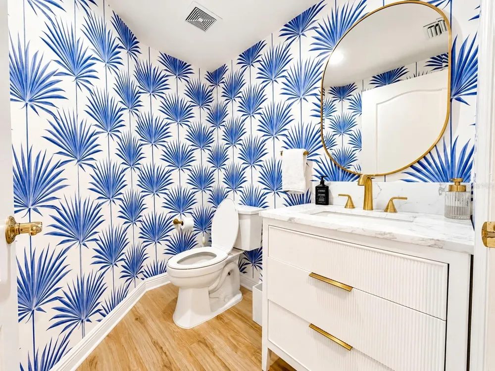 10 PAPAYA STREET #901 Clearwater Beach, FL 33767