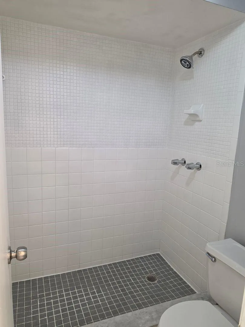 2526 S OAK AVENUE #A Sanford, FL 32773