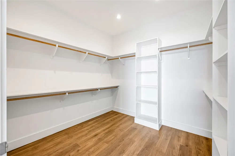 808 Crawford Street #4102 Houston, TX 77010