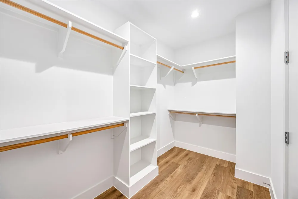 808 Crawford Street #4102 Houston, TX 77010