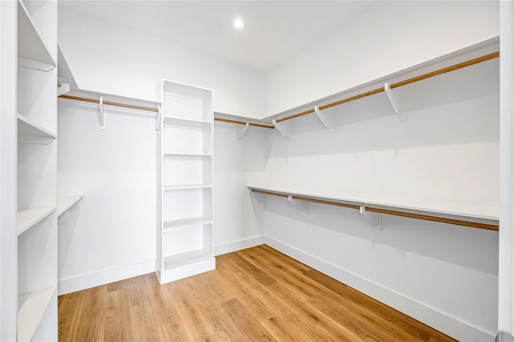 808 Crawford Street #4102 Houston, TX 77010