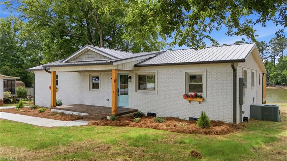 2516 Riverview Road Lexington, NC 27292