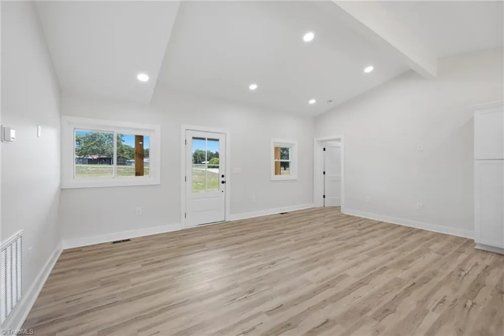 2516 Riverview Road Lexington, NC 27292