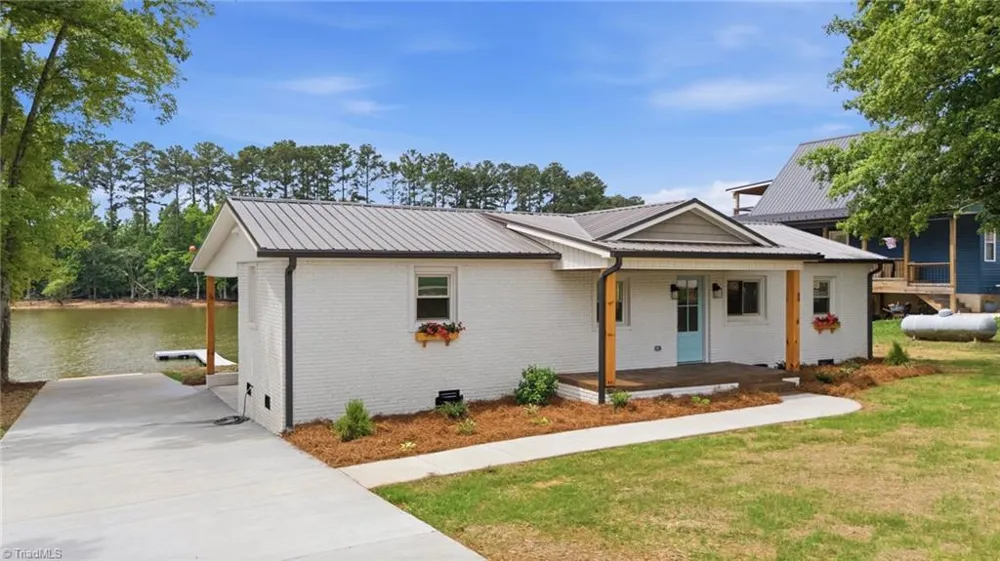 2516 Riverview Road Lexington, NC 27292