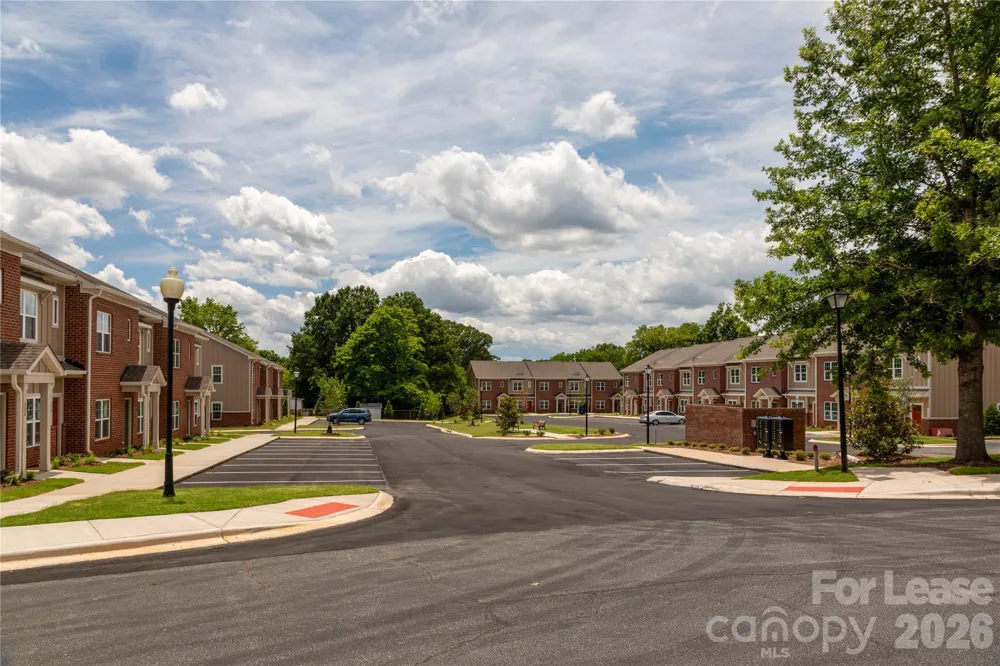 20 Peachtree Avenue NW Concord, NC 28025