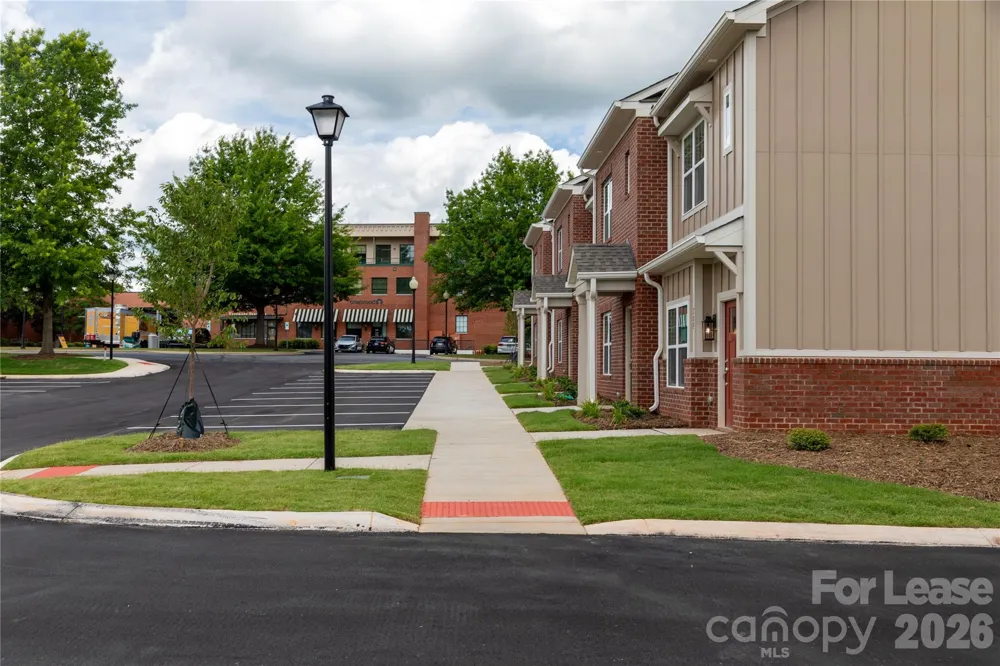20 Peachtree Avenue NW Concord, NC 28025