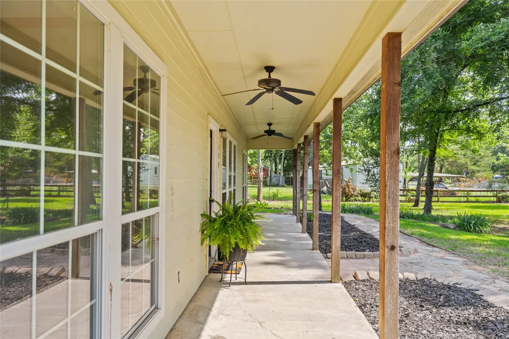 109 Rs County Road 3319 Emory, TX 75440