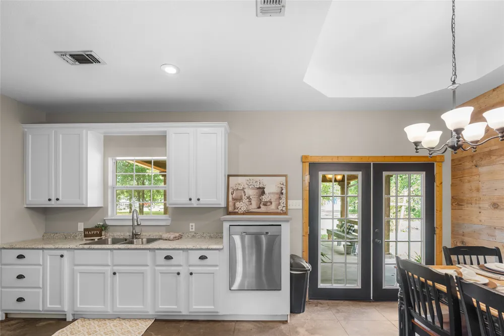 109 Rs County Road 3319 Emory, TX 75440