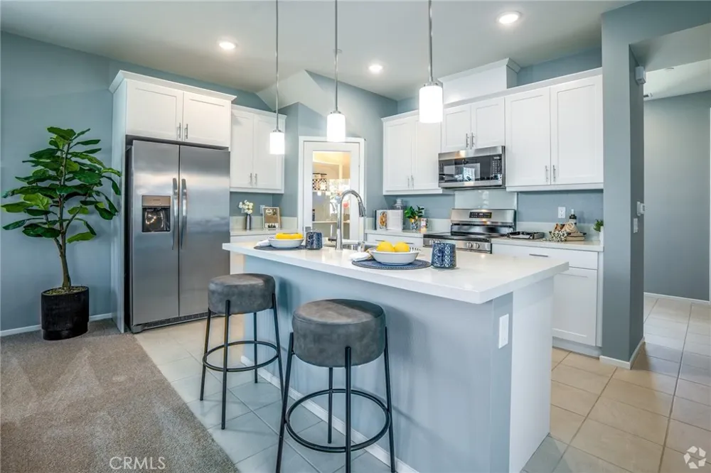 8661 Areca Lane Jurupa Valley, CA 92509