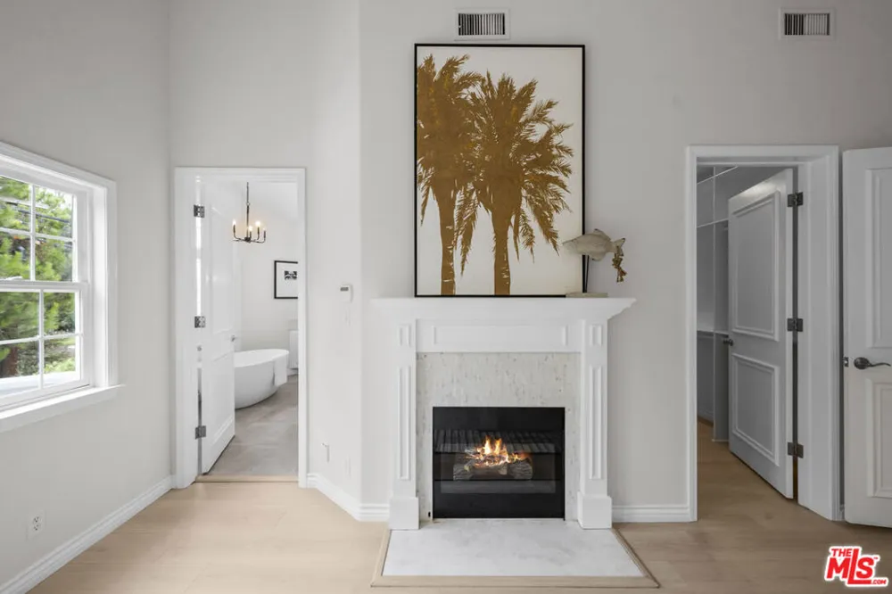 7861 W 80th Street Playa del Rey, CA 90293
