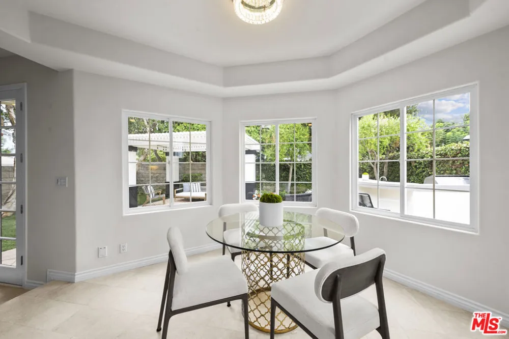 7861 W 80th Street Playa del Rey, CA 90293