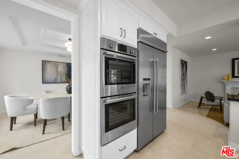 7861 W 80th Street Playa del Rey, CA 90293
