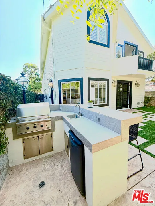 7861 W 80th Street Playa del Rey, CA 90293