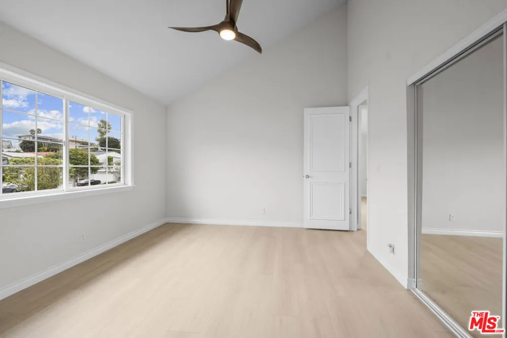 7861 W 80th Street Playa del Rey, CA 90293