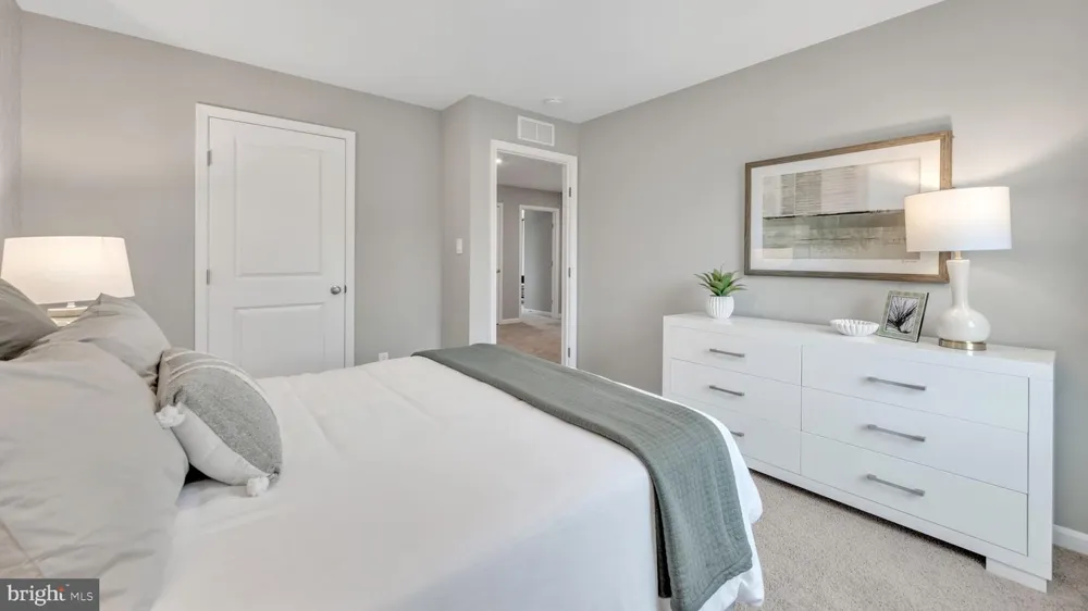 40 BENNINGTON WAY Carlisle, PA 17013