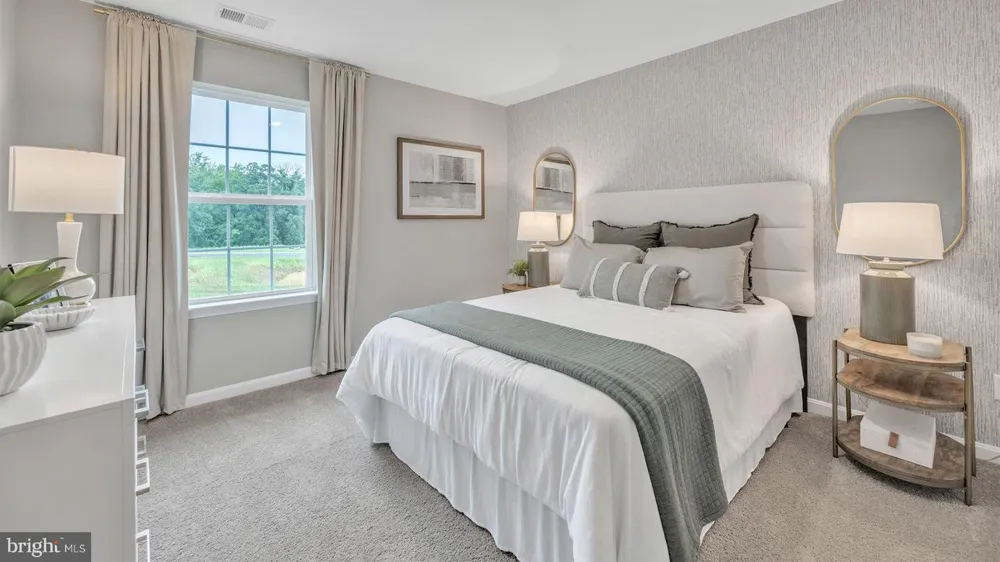 40 BENNINGTON WAY Carlisle, PA 17013