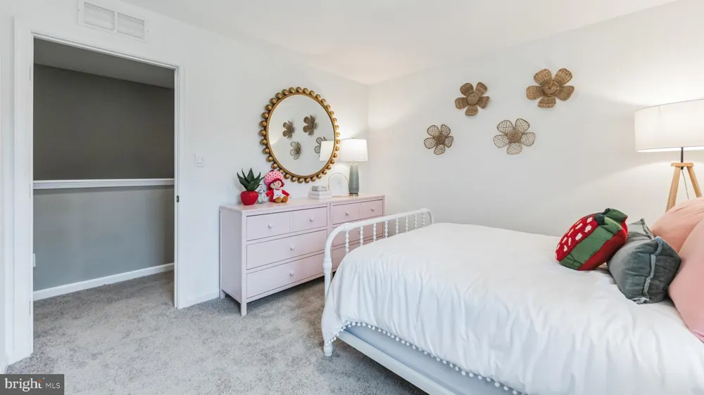 40 BENNINGTON WAY Carlisle, PA 17013