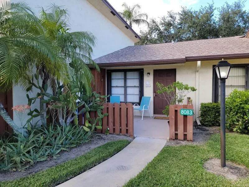 8083 SE Villa Circle Hobe Sound, FL 33455