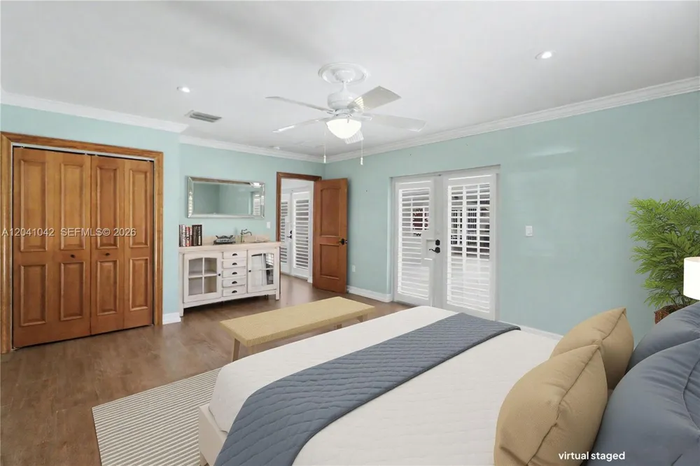 15144 SW 72nd Ct Palmetto Bay, FL 33158