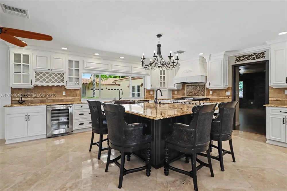 15144 SW 72nd Ct Palmetto Bay, FL 33158