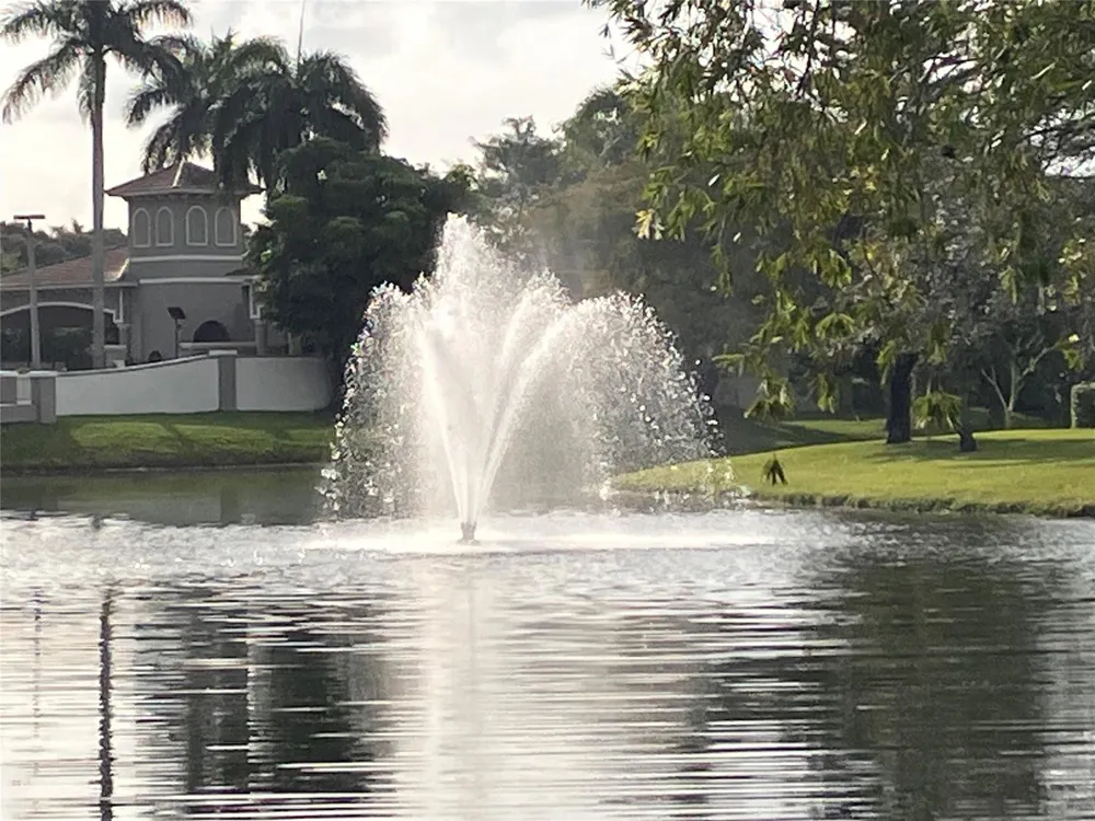 2710 Nassau Bend #B1 Coconut Creek, FL 33066