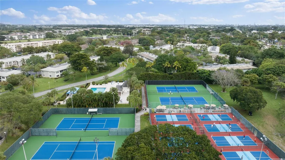 2710 Nassau Bend #B1 Coconut Creek, FL 33066