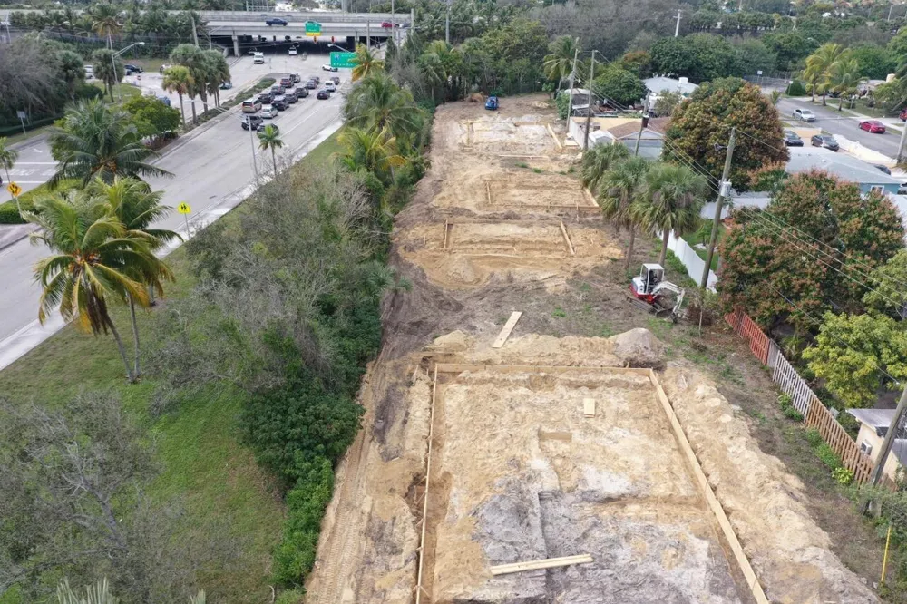 6745 Forest Court West Palm Beach, FL 33405