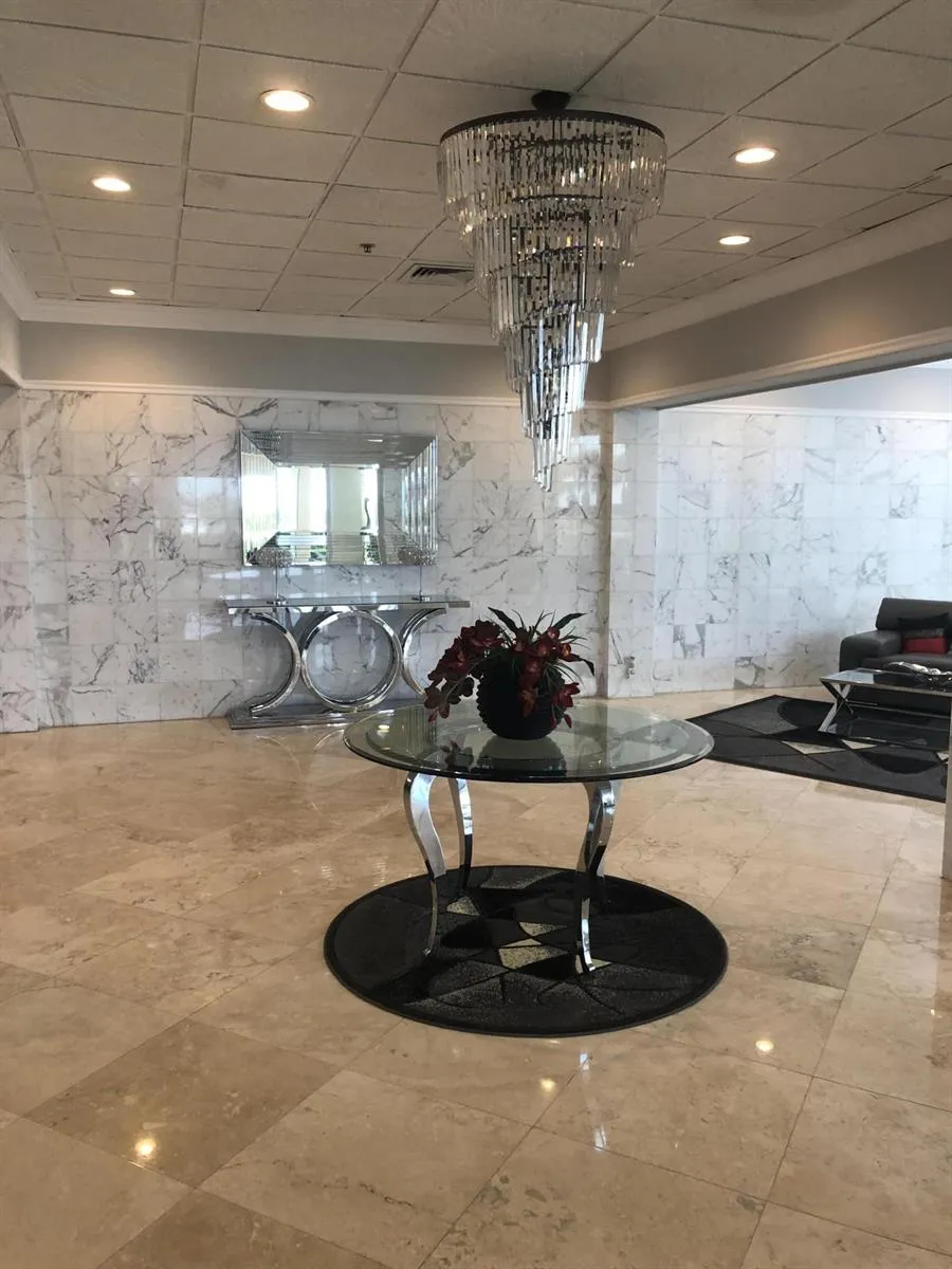 5440 Ocean Drive #803 Singer Island, FL 33404