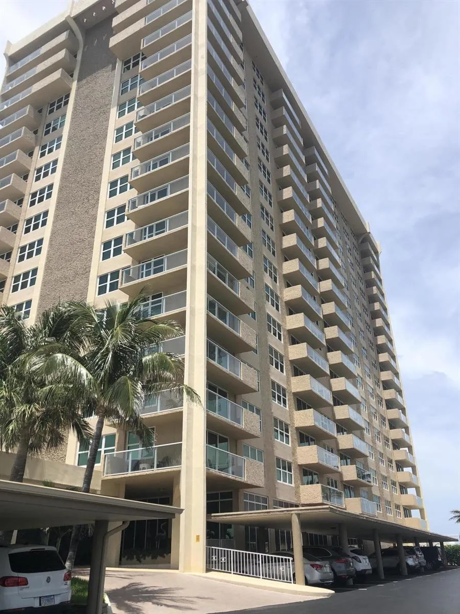 5440 Ocean Drive #803 Singer Island, FL 33404