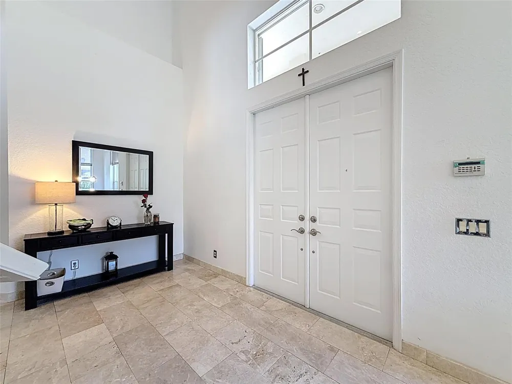 1673 VICTORIA POINTE CIRCLE Weston, FL 33327