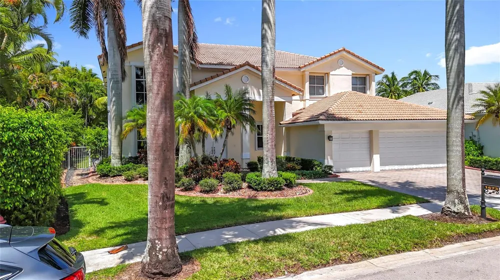 1673 VICTORIA POINTE CIRCLE Weston, FL 33327