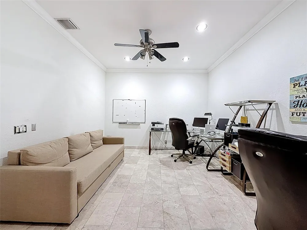 1673 VICTORIA POINTE CIRCLE Weston, FL 33327