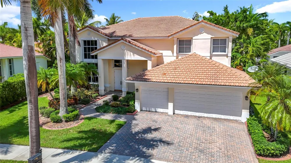 1673 VICTORIA POINTE CIRCLE Weston, FL 33327