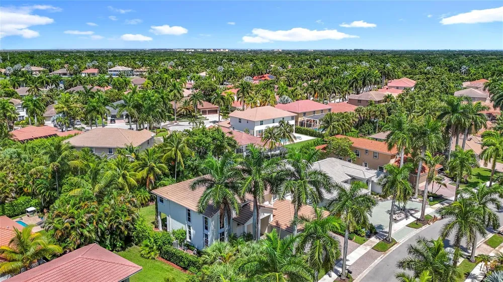 1673 VICTORIA POINTE CIRCLE Weston, FL 33327