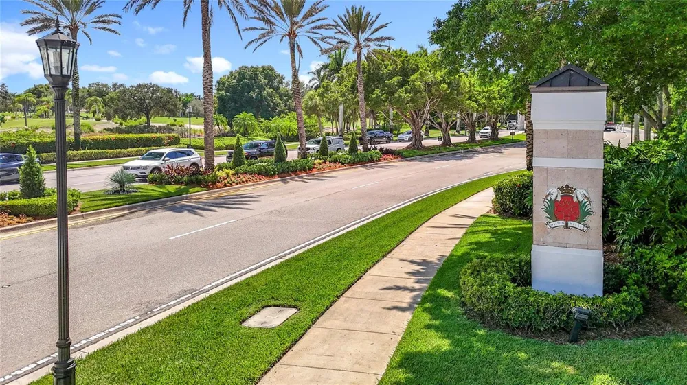 1673 VICTORIA POINTE CIRCLE Weston, FL 33327