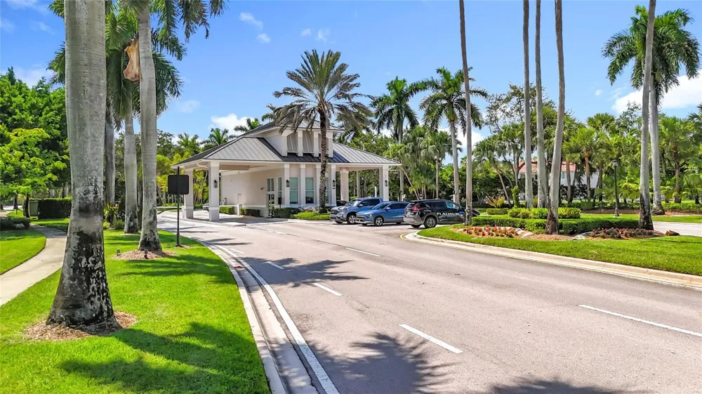 1673 VICTORIA POINTE CIRCLE Weston, FL 33327
