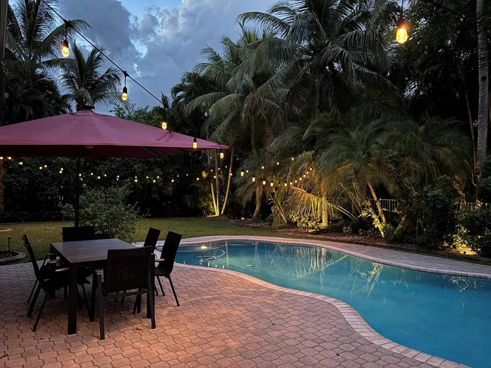 1673 VICTORIA POINTE CIRCLE Weston, FL 33327